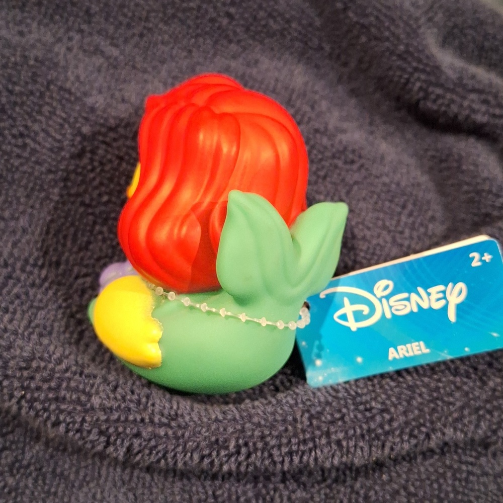 Disney The Little Mermaid Ariel DuckaLooz Duckie - Picture 2 of 2